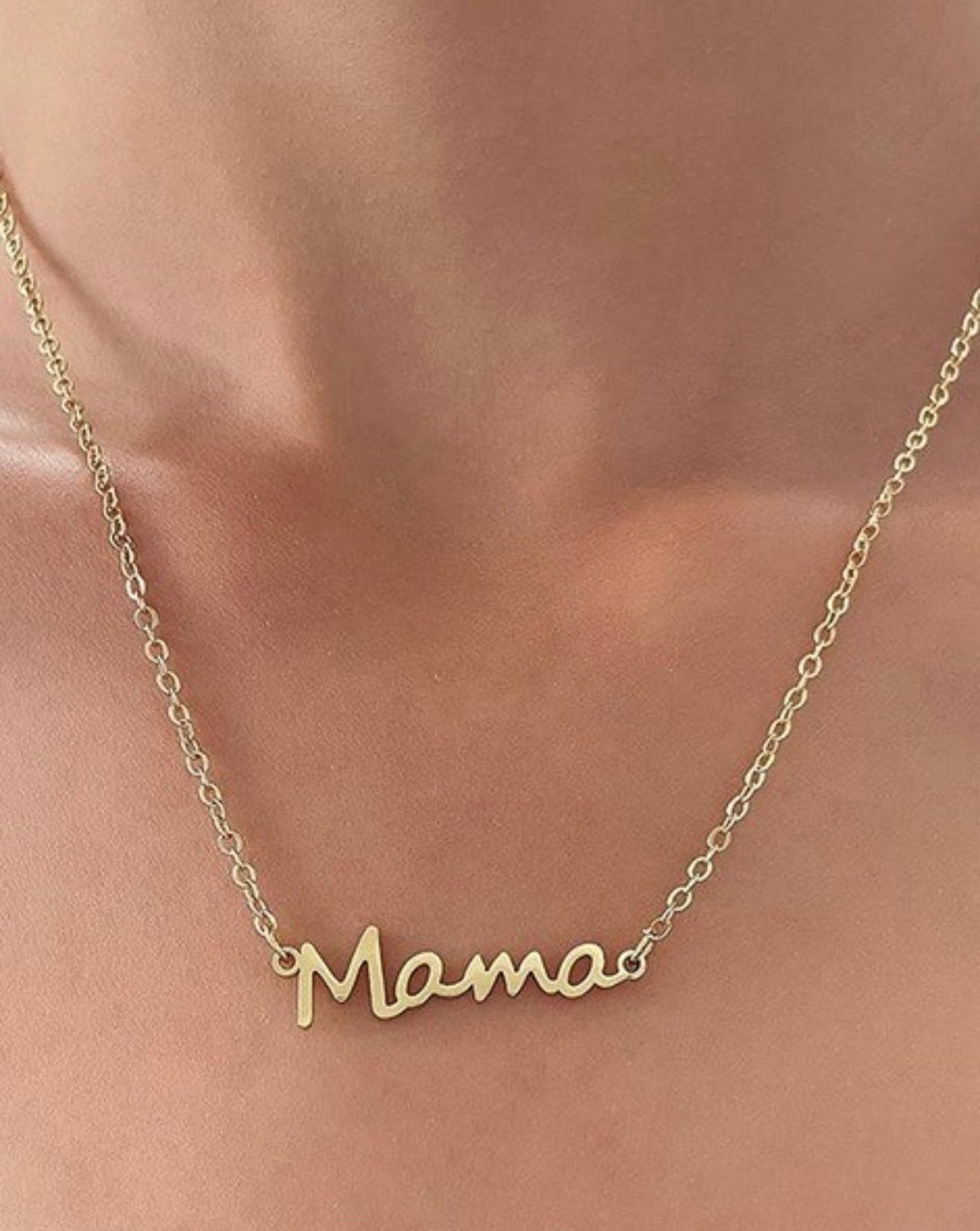 Mama Necklace
