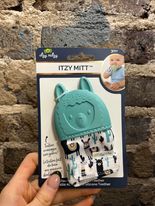 Itzy Mitt Llama