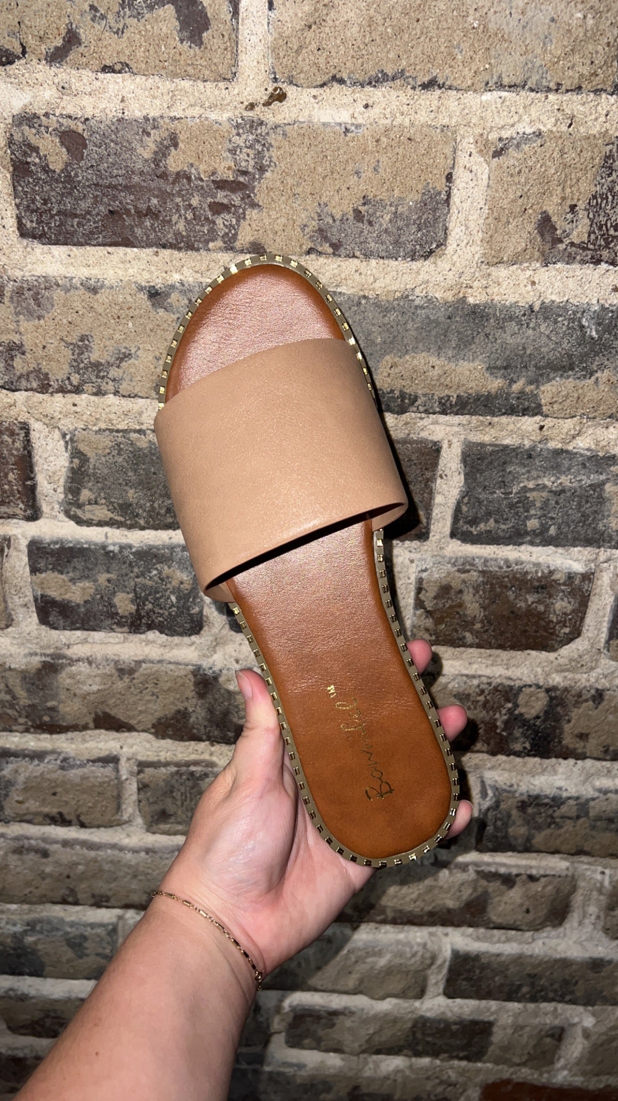 Emily Sandal