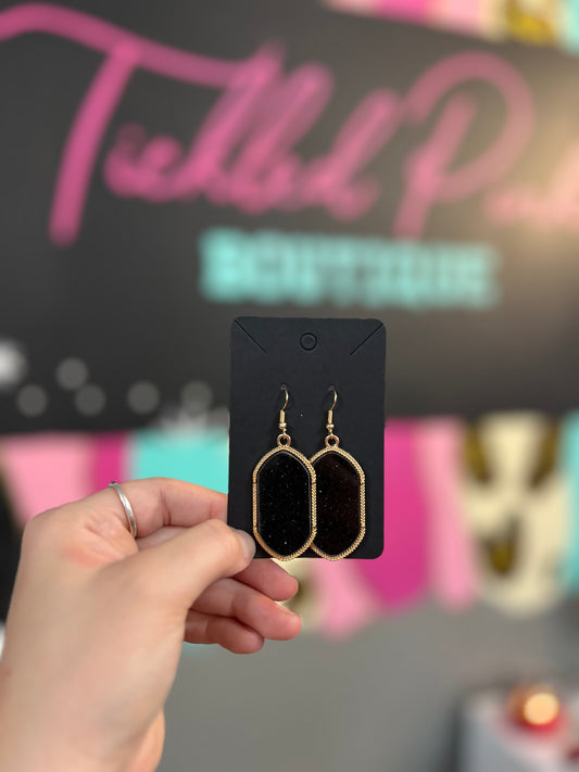 Lila Dangles
