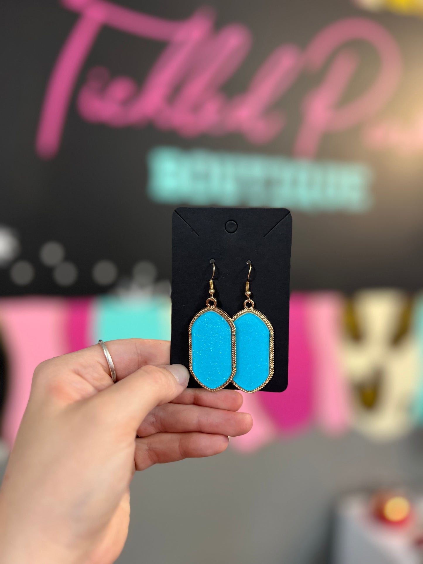 Lila Dangles