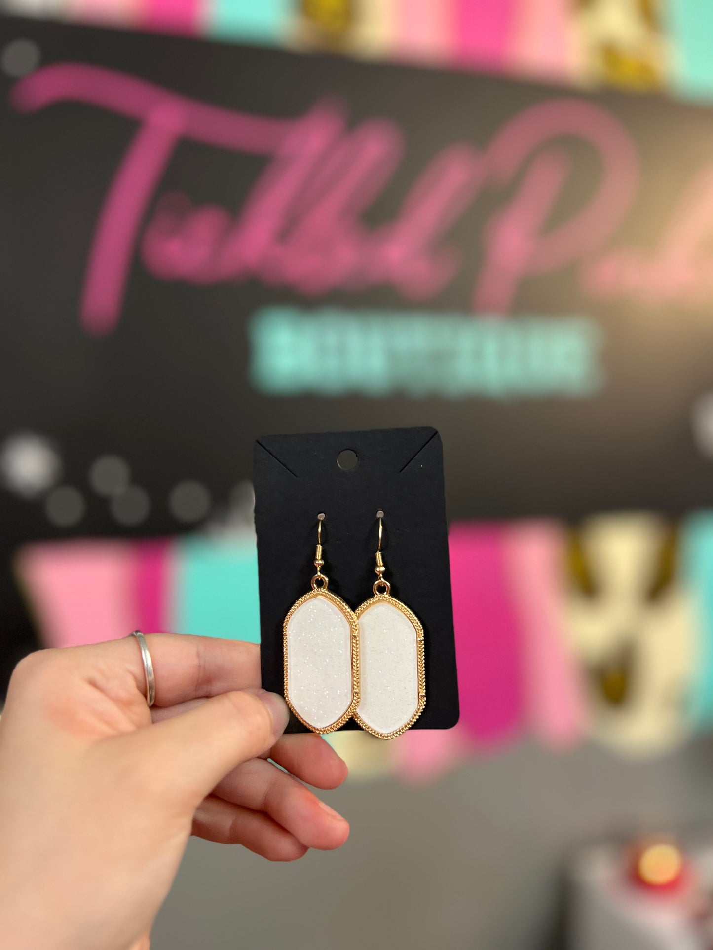 Lila Dangles