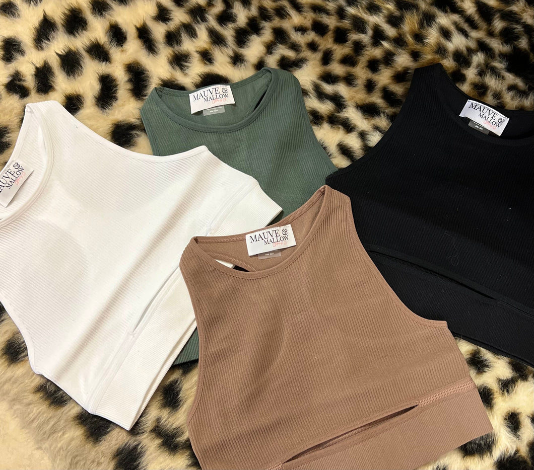 Susan Keyhole Crop