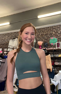 Susan Keyhole Crop