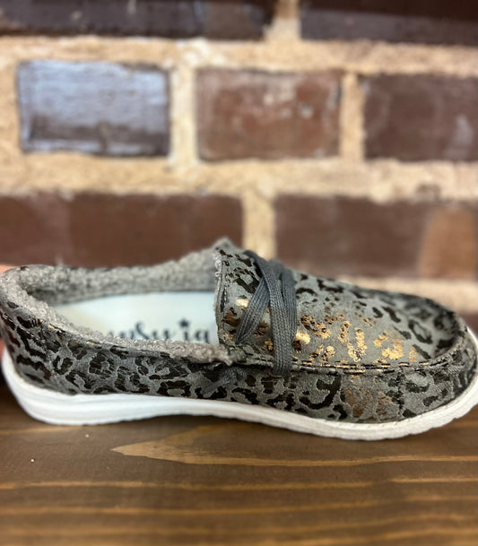 Staci Sneaker