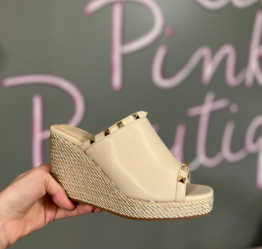 Miranda Heel
